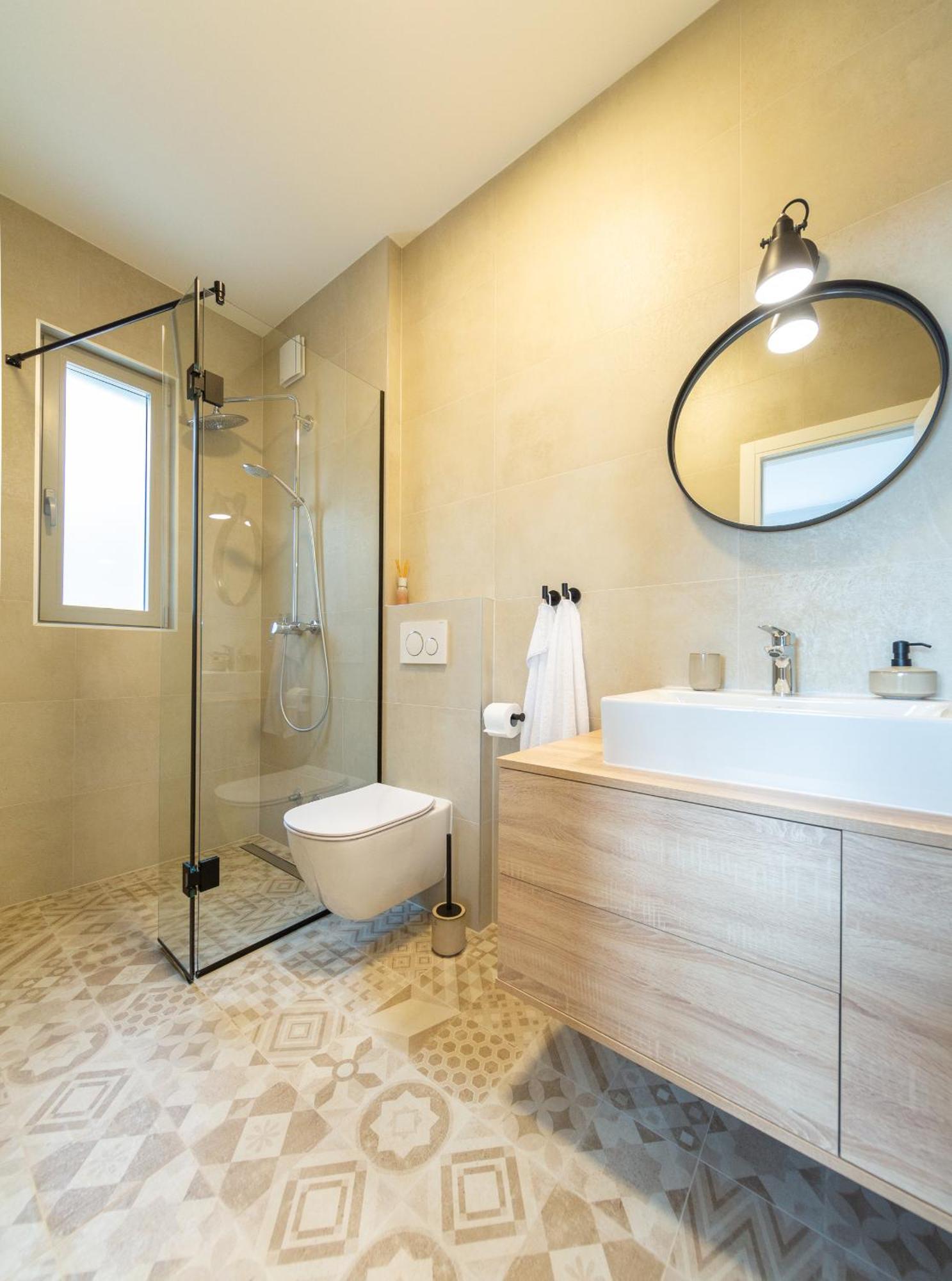 Seaside Elegance Suites Komiza Bagian luar foto